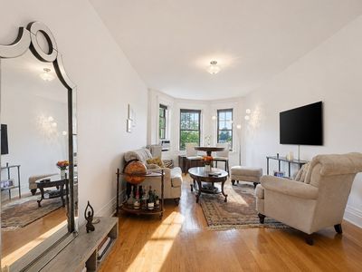 1868 Commonwealth Ave APT 9