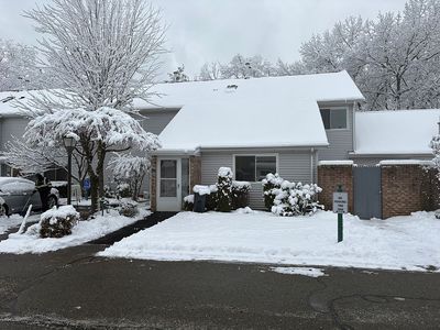 816 Williamsburg Cir