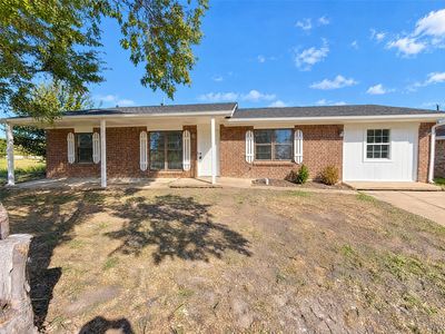 1535 El Camino Cir