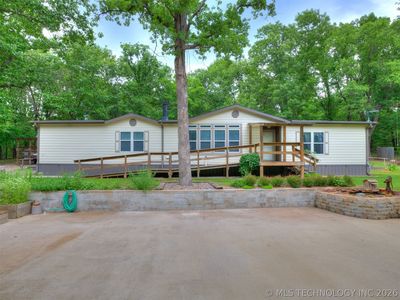 94 W Highland Dr