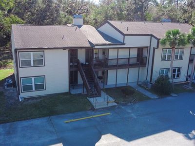 22202 Sandalwood Dr #202