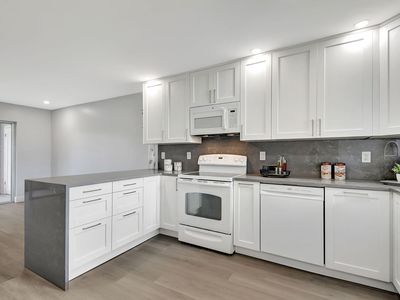 702 Lori Drive Apt 194