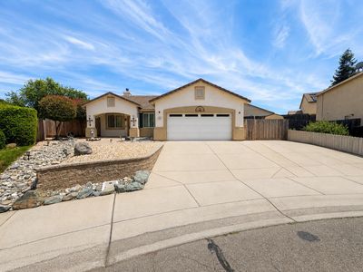 124 Twin Rivers Dr