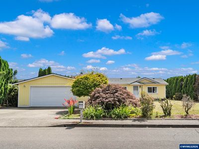 1544 Woodland Ave