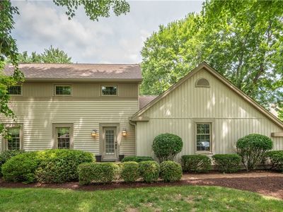 548 Squirrel Hill Dr