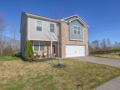 2200 Stonemeade Dr