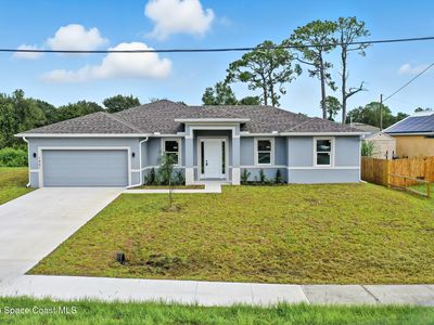 645 Parrotfish St SW