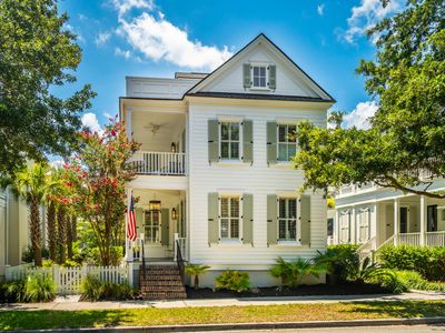 229 N Shelmore Blvd
