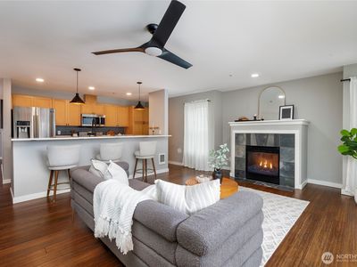4409 California Avenue SW #203