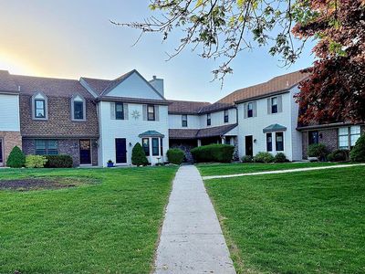 330 Willow Grove DRIVE #E