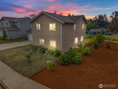 2204 158th Street Ct E