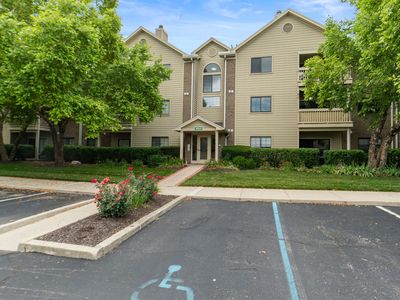 8820 Yardley Ct APT 207