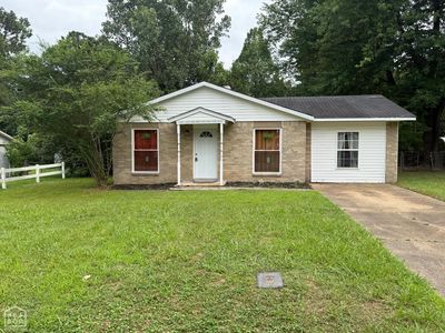 1407 Dana Debbie St