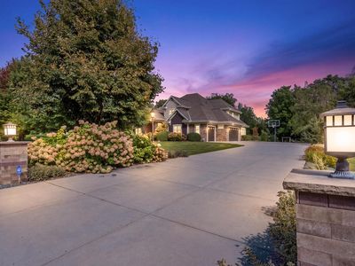 11542 N Creekside COURT