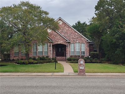 1116 Royal Adelade Dr