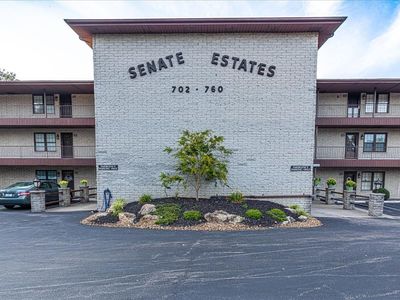 752 Senate Ave