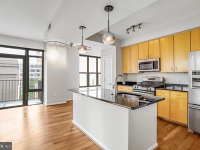 1001 L St NW APT 811