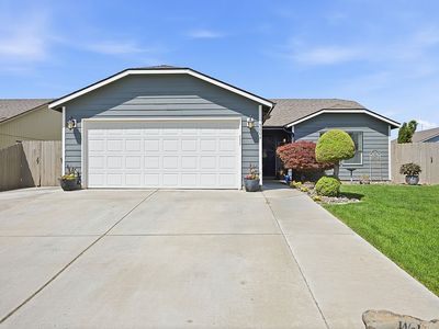 5004 Arthur Ln
