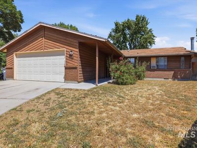 3322 S Centennial Pl