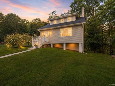 16 Hillside Avenue