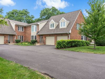 1630 N Douglas Ct #1630