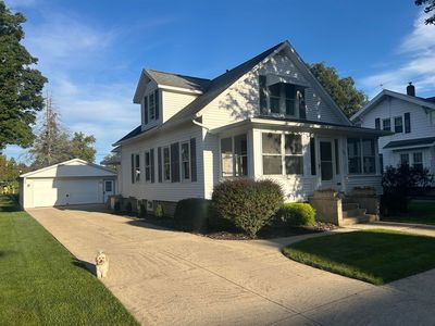 106 S Main St