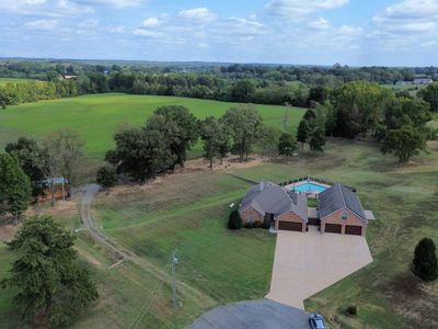 112 Logan Dr