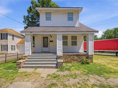 2103 Elm Ave