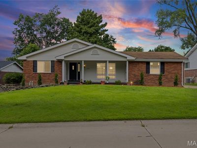 1515 Lisa Dr