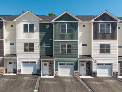 747 Zephyr Dr
