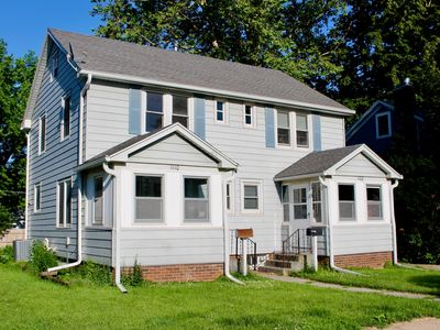 1108-1110 Roosevelt Ave