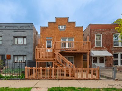 2642 W Superior St