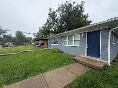 2417 N Bolton Ave