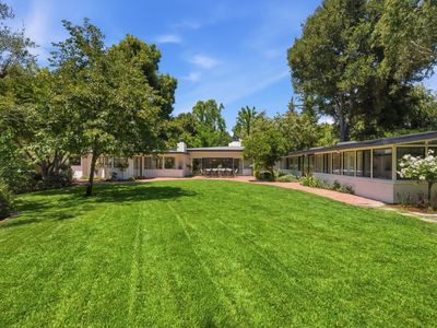 65 Kirby Pl