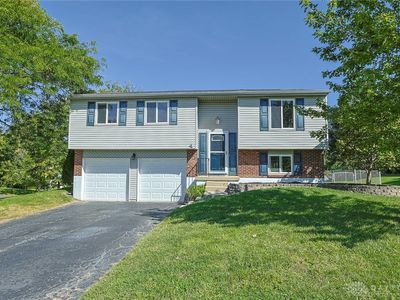 1403 Moondust Ct
