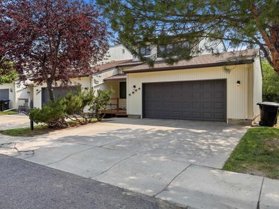 Property at 1471 Trojan Dr, Casper, WY