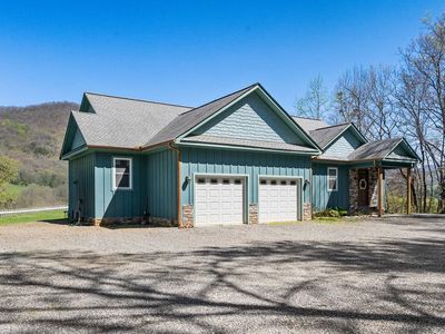 4720 Arrowhead Rd
