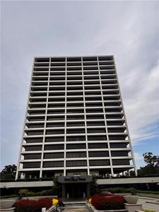 700 W 31st St Suite 407
