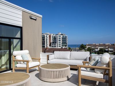 10 Seashore Drive