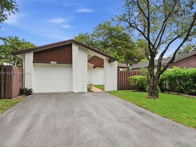 10828 SW 132nd Circle Ct