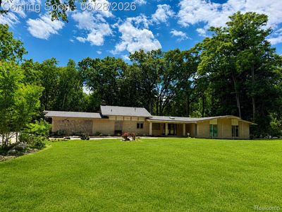 Property at 30715 N Greenbriar Rd, Franklin, MI