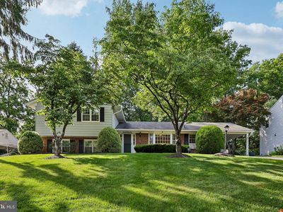 2205 Abbotsford Dr
