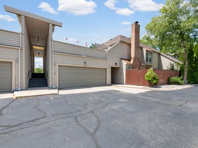 8191 Colony Dr APT 22