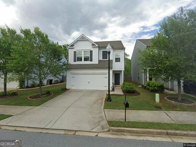 102 Newnan Lakes Dr