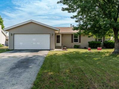 14723 Hunters Way