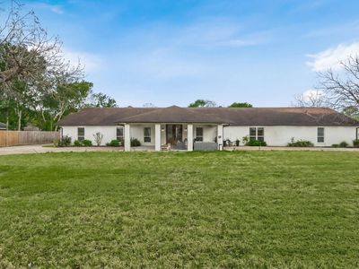 8800 Brae Acres Rd