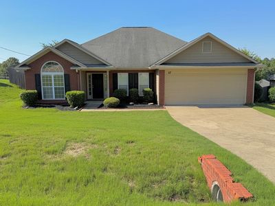67 Redwood Dr