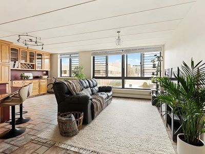 9921 4th Ave APT 3B