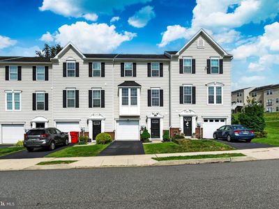 Property at 1114 Sageview Dr, Pottstown, PA