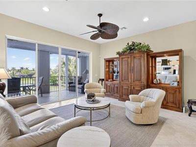 23800 Merano CT #201